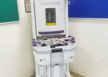 توفير خدمة الجهاز المعالج لمضاعفات زراعة النخاع العظمى للمرة الأولى في سلطنة عمان