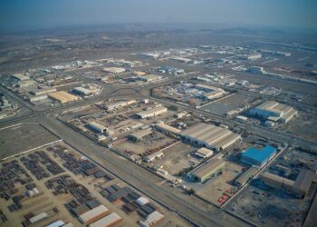 حجم الاستثمار في مدينة صحار الصناعية يتجاوز مليارين و300 مليون ريال عُماني