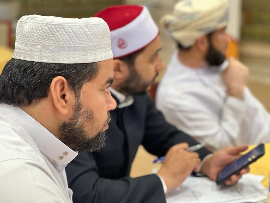 حفل تخريج معلمي الجمعية العمانية للعناية بالقرآن الكريم ومعلماتها لمنهجيها: (المرتل المُجيد، والمرتل الصغير) 6 4B3B987F F30C 4551 B6E8 AD5921431588