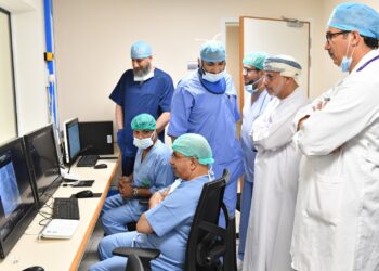 تشغيل وحدة قسطرة القلب في مستشفى صحار