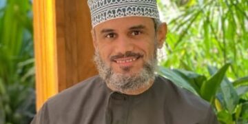 من تحت الأنقاض