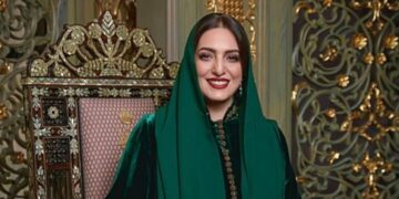 السيدة الجليلة تهنئ المعلمين والمعلمات