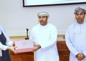 تكريم عدد من الفائزين في المسابقات الرياضية بشمال الباطنة