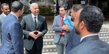 وفد من وزارة الاقتصاد يطلع على التجربة السنغافورية في استشراف المستقبل