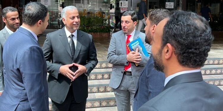 <br>وفد من وزارة الاقتصاد يطلع على التجربة السنغافورية في استشراف المستقبل 1 وفد من وزارة الاقتصاد يطلع على التجربة السنغافورية في استشراف المستقبل