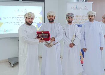 تكريم الفائزين في مسابقة الأندية للإبداع الثقافي بمحافظة شمال الباطنة