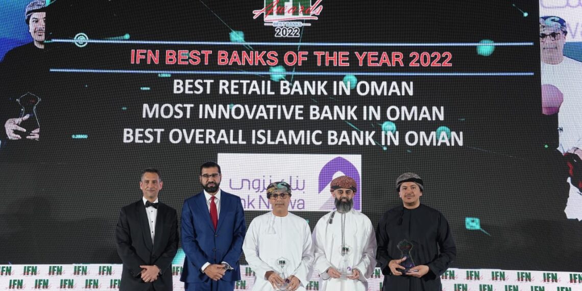 بنك نزوى يحصد أربعة جوائز مرموقة مؤكدة نجاحه في تعزيز مشهد الصيرفة الإسلامية في السلطنة 1 بنك نزوى يحصد أربعة جوائز مرموقة مؤكدة نجاحه في تعزيز مشهد الصيرفة الإسلامية في السلطنة