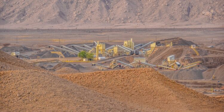 تجهيز مجموعة جديدة من مناطق امتياز الاستكشاف بقطاع التعدين في سلطنة عُمان