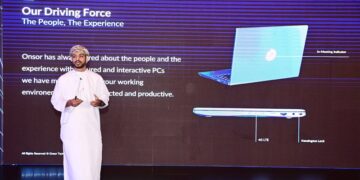 عنصر للتكنولوجيا تطلق أجهزة حاسب آلي مزودة بتقنية ثلاثية الأبعاد