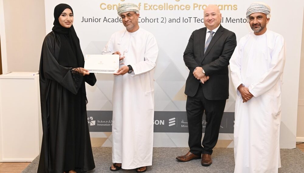 <br>التعليم العالي تُكرّم الفائزين في برنامجي أكاديمية العلوم وتطبيقات إنترنت الأشياء<br> 1 التعليم العالي تُكرّم الفائزين في برنامجي أكاديمية العلوم وتطبيقات إنترنت الأشياء