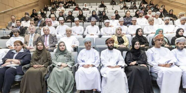 جامعة السُّلطان قابوس تحتفل باليوم العالمي للخدمة الاجتماعية