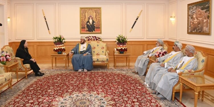 السيد أسعد بن طارق يودّع السفيرة الأمريكية