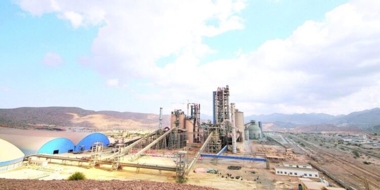 ‏جهاز الاستثمار العُماني يبدأ إجراءات التخارج من شركة “إسمنت عُمان”