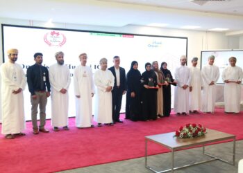 جامعة التقنية و العلوم التطبيقية تكرم المتسابقين بمسابقة هواوي لتكنولوجيا المعلومات والاتصالات