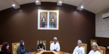 وزيرة التنمية الاجتماعية تلتقي بأعضاء المجلس البلدي بمحافظة الظاهرة