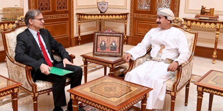 وزير المكتب السُّلطاني يستقبل سفير جمهورية النمسا المعتمد لدى سلطنة عُمان