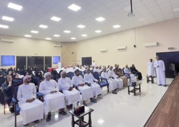 حقوق الإنسان تنظم برنامجًا توعويًّا حول حماية الطفل من الإساءة بالبريمي