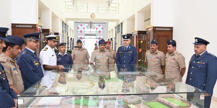 وفد كلية الأمير فيصل الفنية يزور الكلية العسكرية التقنية