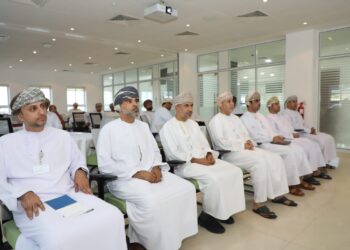 تنظيم حلقة عمل بين الهيئة العامة للمناطق الاقتصادية الخاصة والمناطق الحرة ووزارة العمل