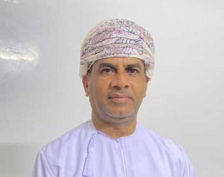 <em>الانتقاد.. بين التصحيح والتجريح والتنمر</em> 1 الانتقاد.. بين التصحيح والتجريح والتنمر