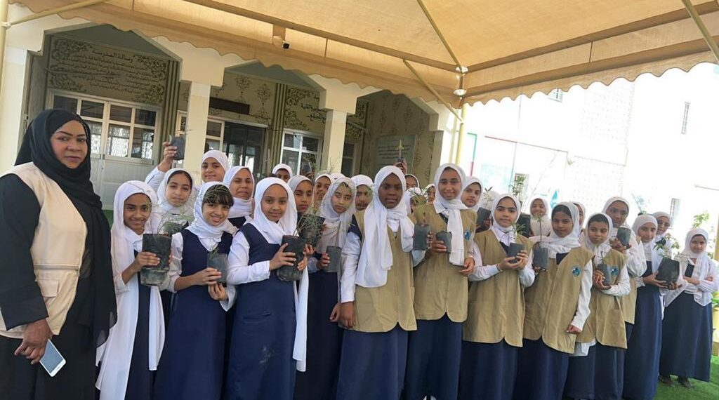 مركز البيئة بولاية ينفذ حملة استزراع في عدة مواقع في ولاية السويق