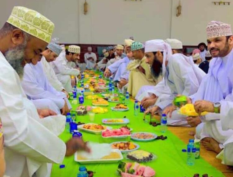 إفطار جماعي في مجلس حلة الحصن بولاية الخابورة 1 إفطار جماعي في مجلس حلة الحصن بولاية الخابورة