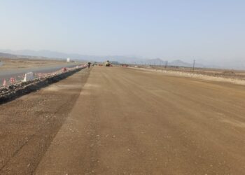 “النقل والاتصالات وتقنية المعلومات” تبدأ تنفيذ ازدواجية وصلة طريق الخابورة