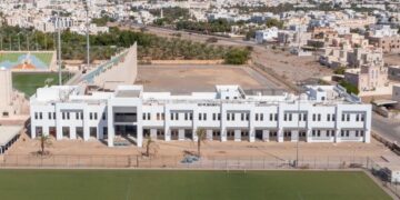 إنجاز 80 % من مشروع المبنى الفني وسكن اللاعبين باستاد السيب