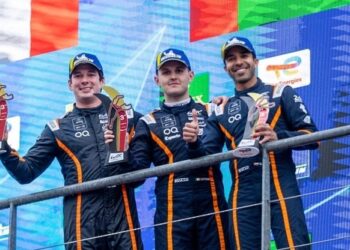 فريق عُمان للسباقات يحقق المركز الثالث في بطولة العالم للتحمل ببلجيكا