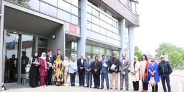 جمعية الصحفيين العُمانية تشارك في أعمال البرنامج التدريبي بمجال حقوق الإنسان بهولندا