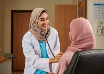 بنك مسقط وشركة متلايف الأمريكية يطلقان خططاً تأمينية ضد الأمراض المستعصية 