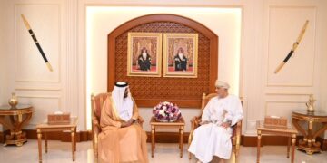 صاحبُ السُّمو السّيد نائبُ رئيس الوزراء لشؤون الدفاع يستقبل سفير دولة الإمارات العربية المتحدة