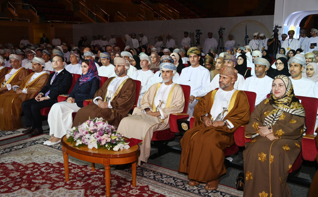 جامعة السلطان قابوس تحتفل بيومها السنوي الـ 23 2 IMG 4954