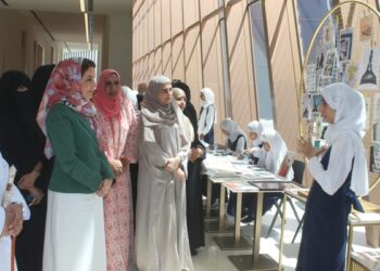 افتتاح معرض الفنون التشكيلية “بريق” في متحف عُمان عبر الزمان بولاية منح