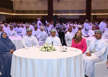 بدء أعمال ندوة مجالس أولياء الأمور “شراكة مجتمعية وأدوار ريادية في التعليم”