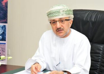 المحروقي يصدر قرارًا وزاريًا