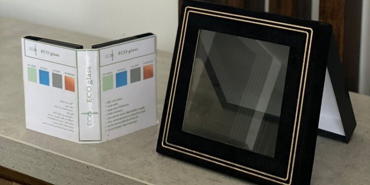 شركة طلابية تعيد تدوير الزجاج المهدر وتحويله إلى منتج صديق للبيئة