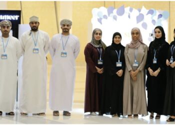 شركة طُلابيّة تبتكر جهازًا لتحويل الهواء الخارجي إلى ماء للشرب