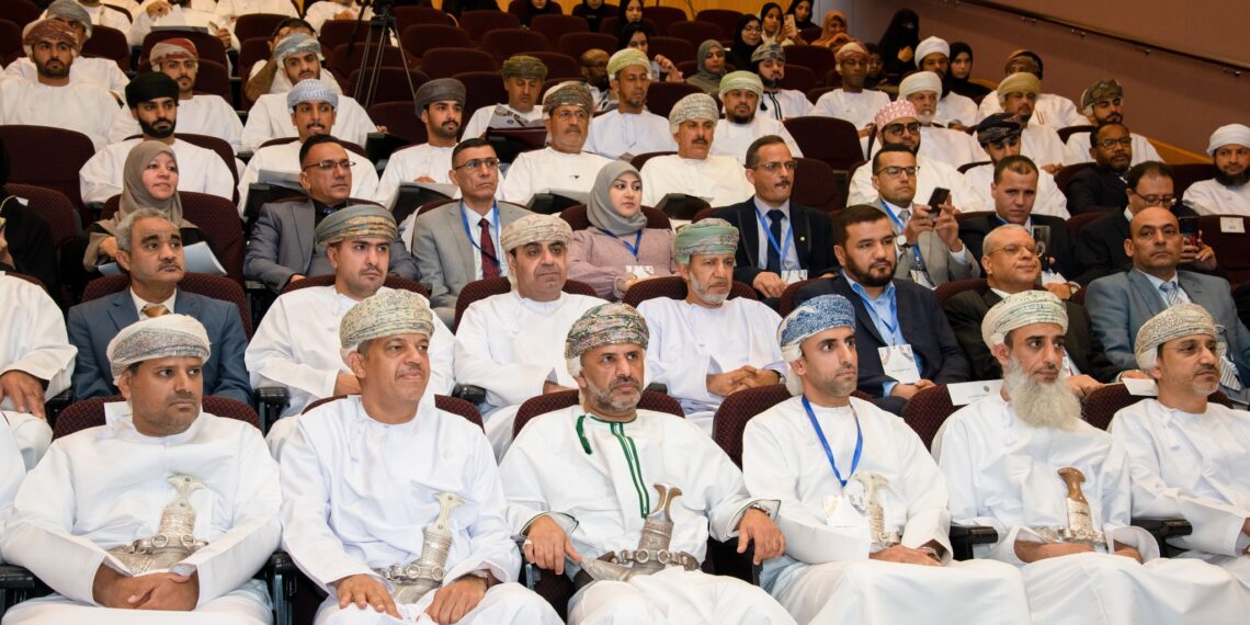 افتتاح المؤتمر السابع لكلية الحقوق بجامعة السلطان قابوس 1 افتتاح المؤتمر السابع لكلية الحقوق بجامعة السلطان قابوس