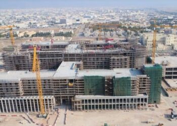 11مستشفًى جديدًا في مرحلتي الإنشاء والإسناد بمختلف محافظات سلطنة عُمان