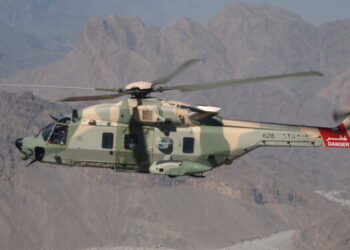 سلاح الجو السُّلطاني العُماني ينفذ عملية (إخلاء طبي)