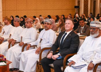 افتتاح أعمال قمة “سلامة المضافات الغذائية ” بسلطنة عمان