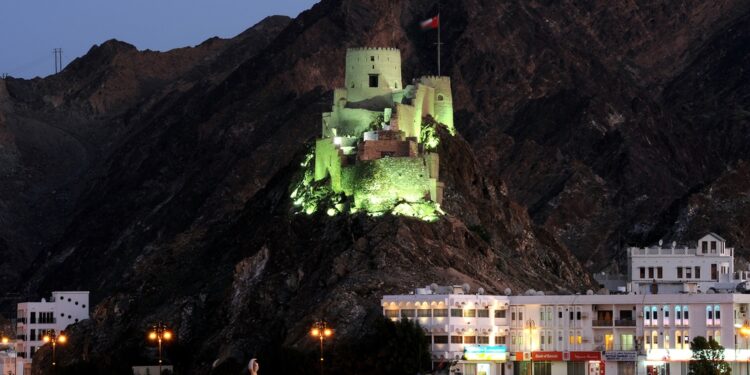 مختصون: تاريخ عُمان يُعزز مفهوم "اقتصادات الثقافة" ليكون عنصرًا مكملًا للاقتصاد الوطني 1 مختصون: تاريخ عُمان يُعزز مفهوم “اقتصادات الثقافة” ليكون عنصرًا مكملًا للاقتصاد الوطني