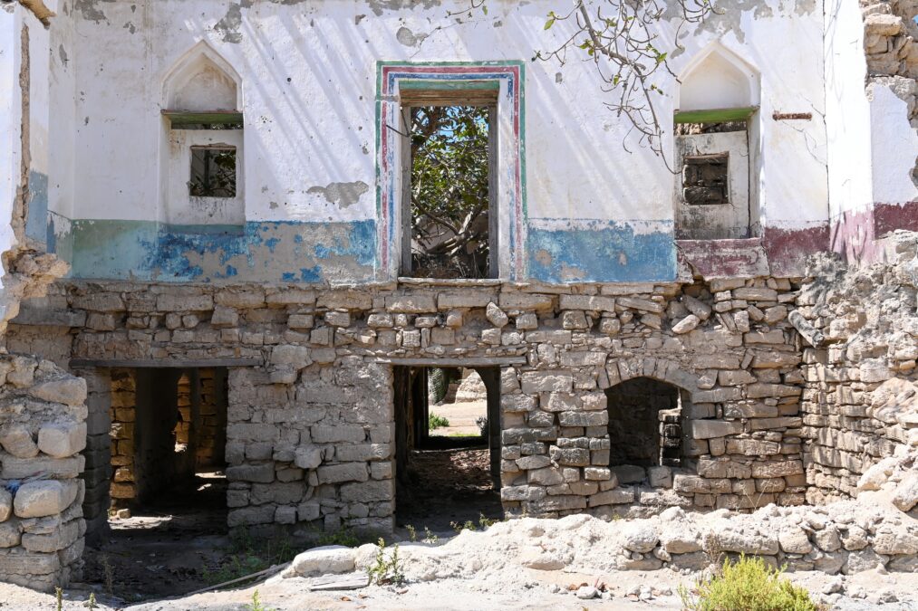 تواصل أعمال ترميم مشروع تطوير المنطقة التراثية القديمة بمنطقة الحافة 2 IMG 6245