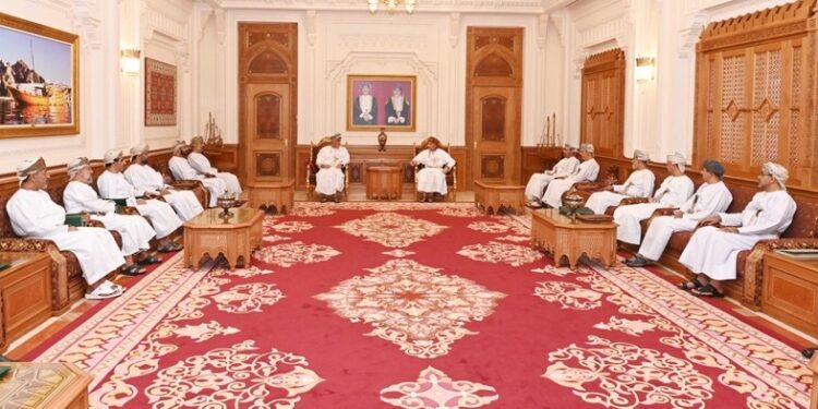 السيد فهد بن محمود يستقبل رئيس مجلس الشورى وأصحاب السعادة أعضاء مكتب المجلس 1 السيد فهد بن محمود يستقبل رئيس مجلس الشورى وأصحاب السعادة أعضاء مكتب المجلس