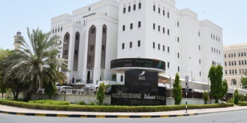 مؤشر بورصة مسقط يستأنف صعوده مع الإفصاح عن اندماج محتمل في القطاع المصرفي