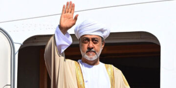 جلالة السلطان يتوجه إلى جمهورية مصر العربية