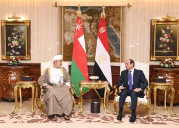 جلالة السلطان يصل إلى مصر