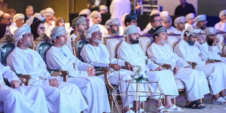 انطلاق أعمال النسخة الثانية لمنتدى عُمان للكهرباء والطاقة