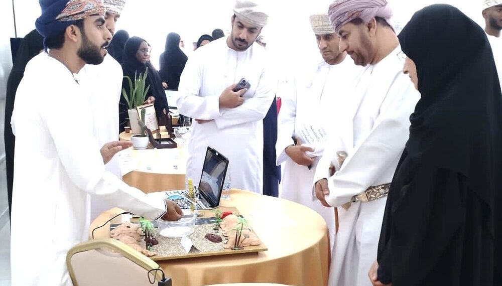 تقنية إبراء تنظم فعاليات اليوم المفتوح لإبراز المشروعات والابتكارات العلمية الطلابية